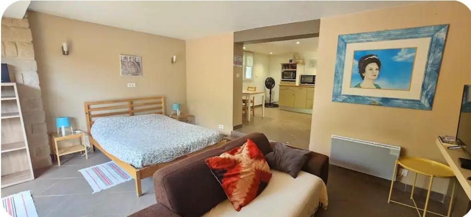 Logement Independant En Campagne Simiane-Collongue Экстерьер фото