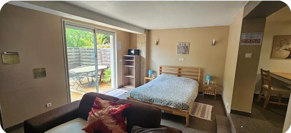 Logement Independant En Campagne Simiane-Collongue Экстерьер фото